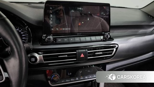 Kia Seltos 2022 Белый из Кореи, фото 4