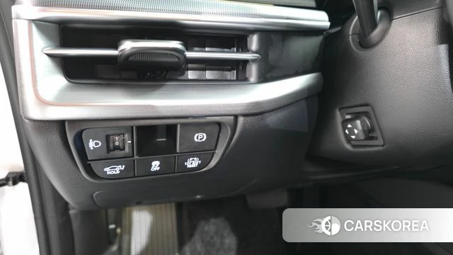 Hyundai Grandeur Hybrid (GN7) 2023 Белый из Кореи, фото 4