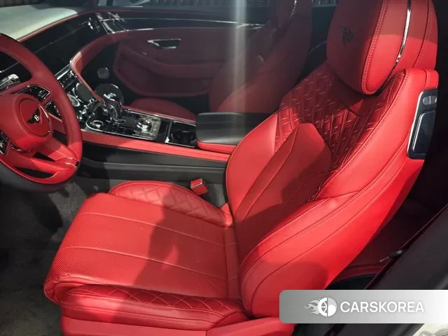 Bentley Continental GT 3rd Generation 2022 Белый из Кореи, фото 4