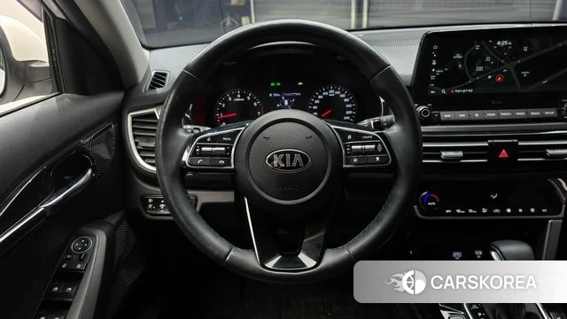 Kia Seltos 2021 Белый из Кореи, фото 4