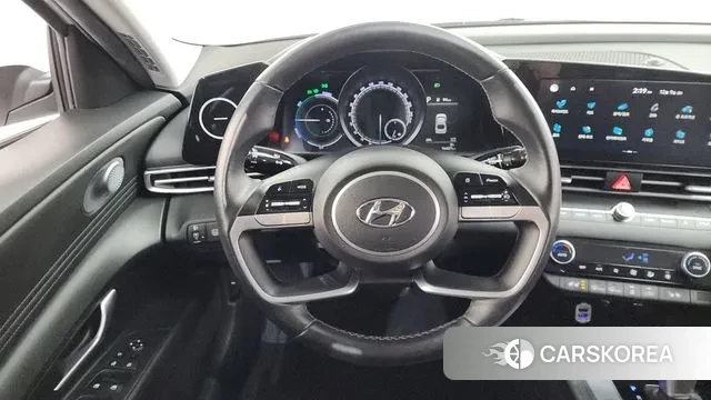 Hyundai Avante Hybrid (CN7) 2022 Белый из Кореи, фото 4