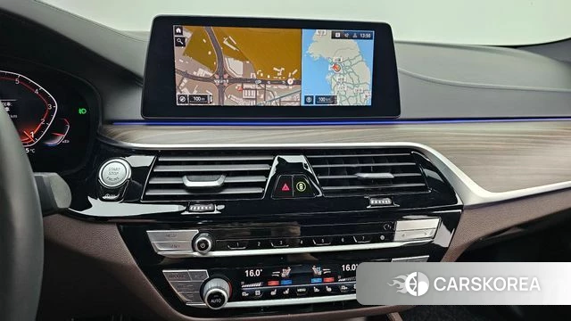 BMW 5 Series (G30) 2020 Белый из Кореи, фото 4