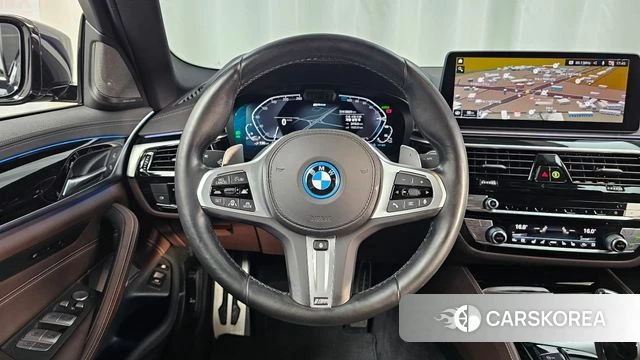 BMW 5 Series (G30) 2022 Черный из Кореи, фото 4