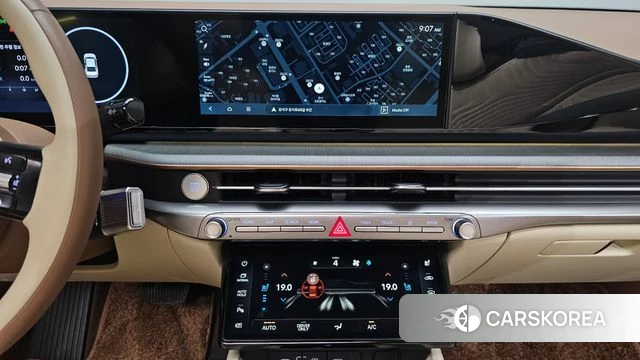 Hyundai Grandeur Hybrid (GN7) 2024 Белый из Кореи, фото 4