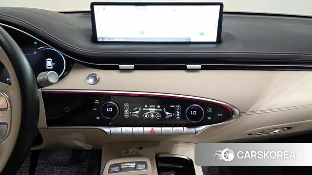 Genesis GV70 2023 Белый из Кореи, фото 4