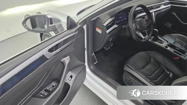 Volkswagen Arteon 2022 Белый из Кореи, фото 4