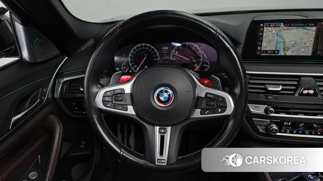 BMW 5 Series (G30) 2019 Серый из Кореи, фото 4
