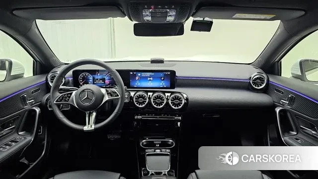 Mercedes-Benz A-Class W177 2025 Белый из Кореи, фото 4