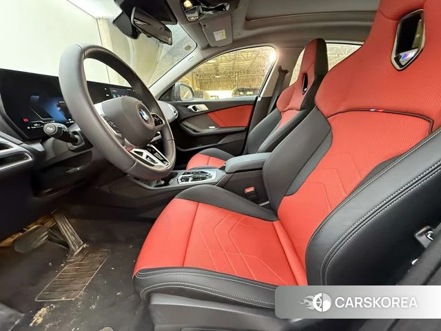 BMW 2 series 2025 Черный из Китая, фото 4