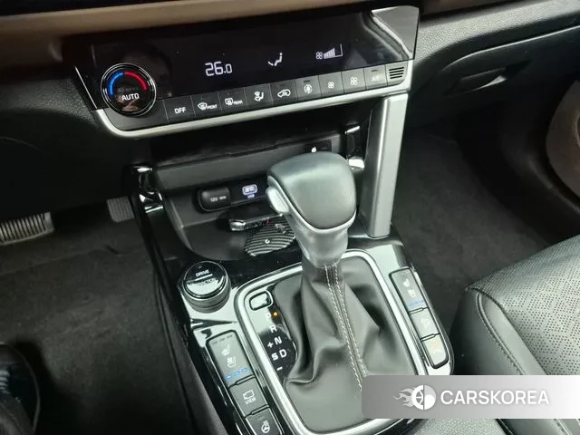 Kia Seltos 2021 Серебристо-серый из Кореи, фото 4