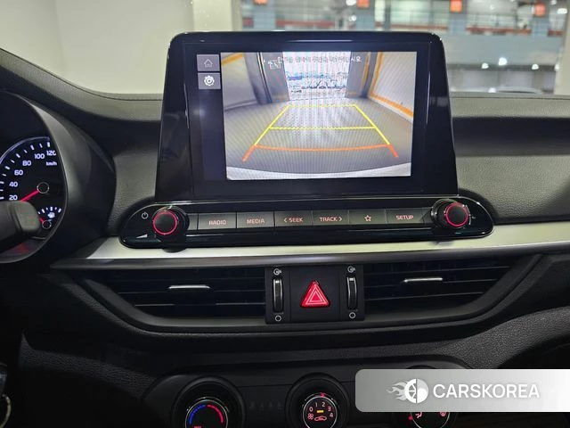 Kia The New K3 2nd generation 2023 Белый из Кореи, фото 4
