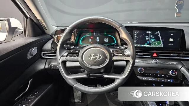 Hyundai The New Avante (CN7) 2024 Белый из Кореи, фото 4