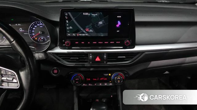 Kia The New K3 2nd generation 2022 Белый из Кореи, фото 4