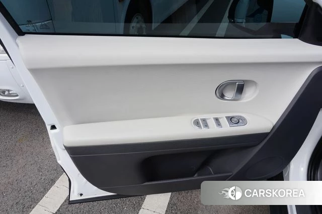 Hyundai Ionic 5 2021 Белый двухцветный из Кореи, фото 4