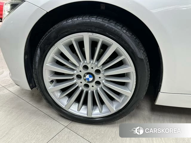 BMW 3 series 2018 Белый из Китая, фото 4