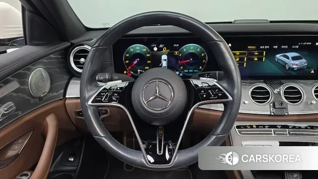 Mercedes-Benz E-Class W213 2022 Белый из Кореи, фото 4