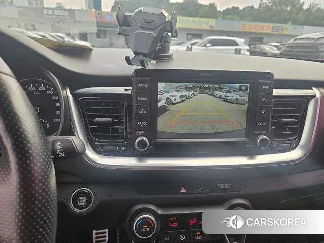 Kia Stonic 2018 Красный из Кореи, фото 4