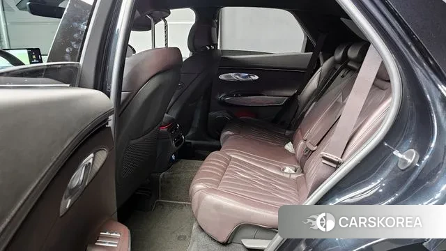 Genesis GV70 2021 Черный из Кореи, фото 4