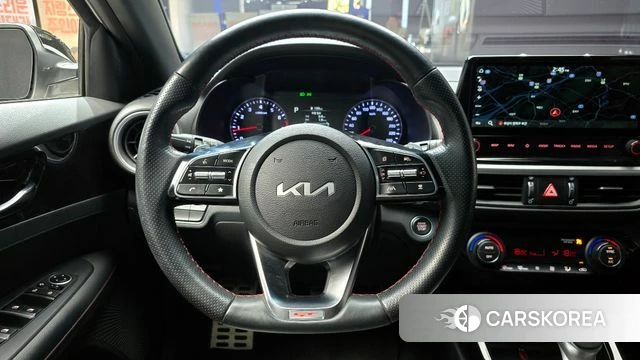 Kia The New K3 2nd generation 2021 Белый из Кореи, фото 4