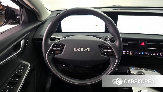 Kia EV6 2022 Черный из Кореи, фото 4