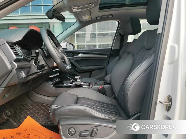 Audi Q5L 2022 Белый из Китая, фото 4