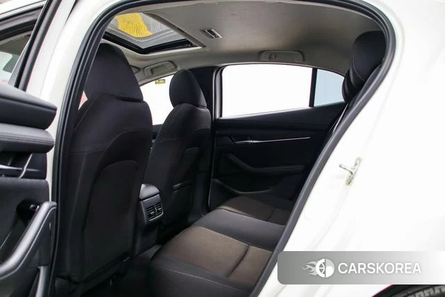 Mazda 3 Angkesaila 2023 Белый из Китая, фото 4