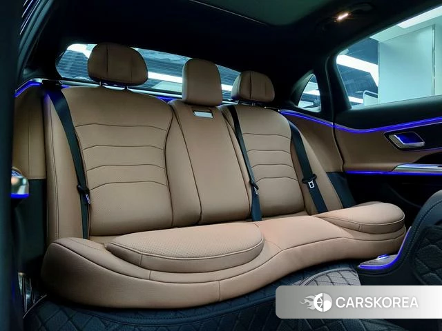 Mercedes-Benz E-class 2024 Черный из Китая, фото 4