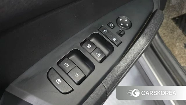 Kia Sportage 5th Generation 2023 Серебряный из Кореи, фото 4