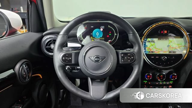 Mini Cooper 2023 Красный из Кореи, фото 4
