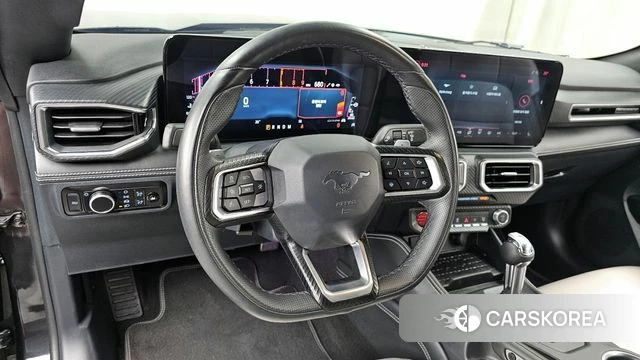Ford Mustang 7th Generation 2024 Серый из Кореи, фото 4
