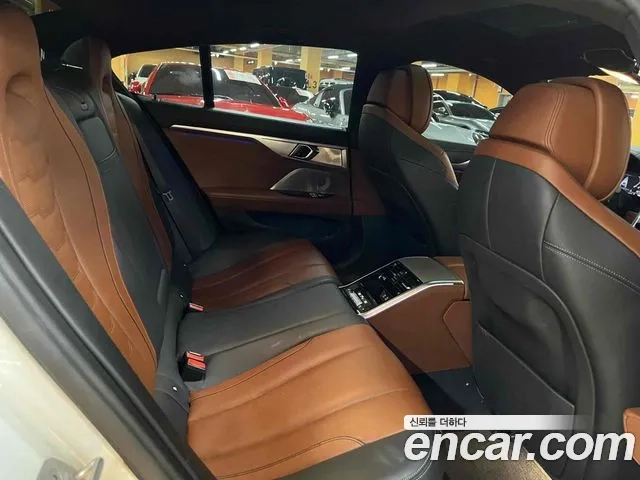 BMW 8 Series (G15) 2020 Белый из Кореи, фото 4