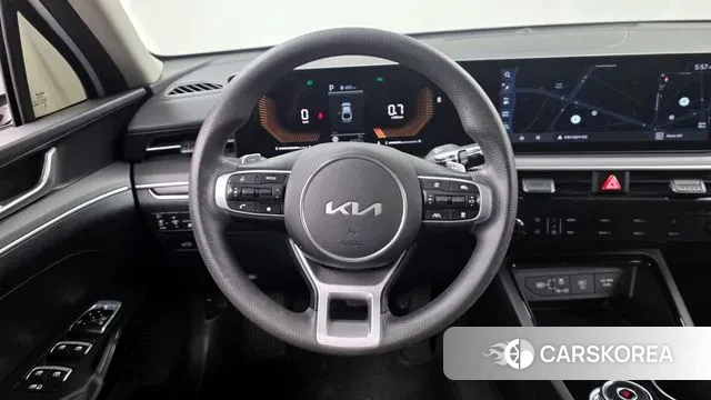 Kia The New K5 3rd generation 2024 Белый из Кореи, фото 4