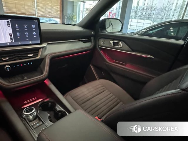 Ford Explorer 6th Generation 2025 Белый из Кореи, фото 4