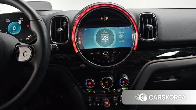 Mini Cooper Countryman 2022 Черный из Кореи, фото 4