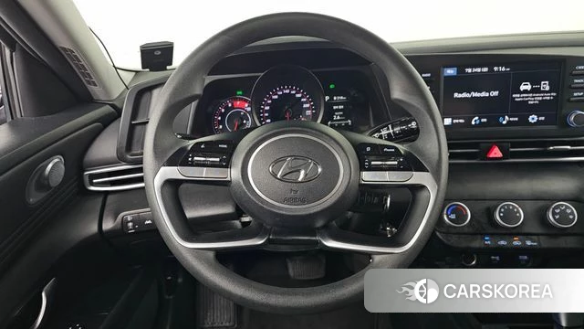 Hyundai Avante (CN7) 2023 Серебристо-серый из Кореи, фото 4
