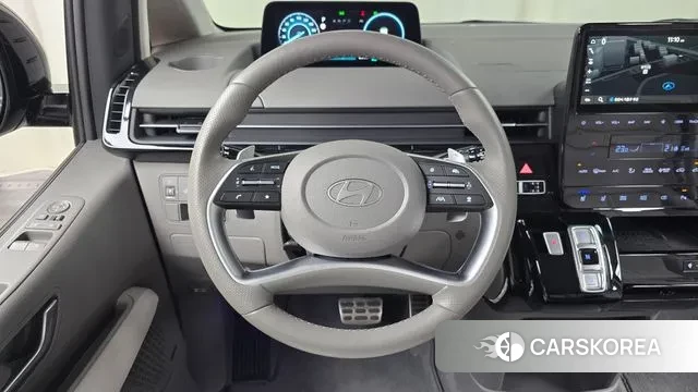 Hyundai Staria 2024 Черный из Кореи, фото 4