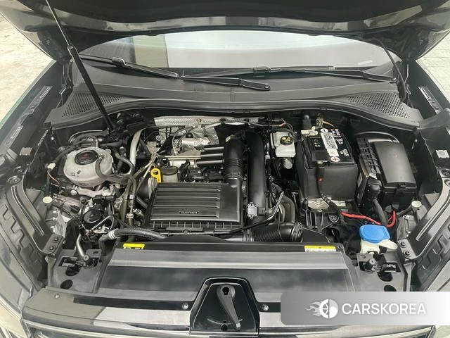 Volkswagen Tanyue 2023 Темно-серый из Китая, фото 4