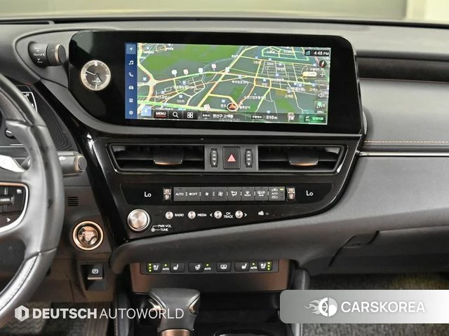 Lexus ES300h 7th generation 2023 Серебристо-серый из Кореи, фото 4