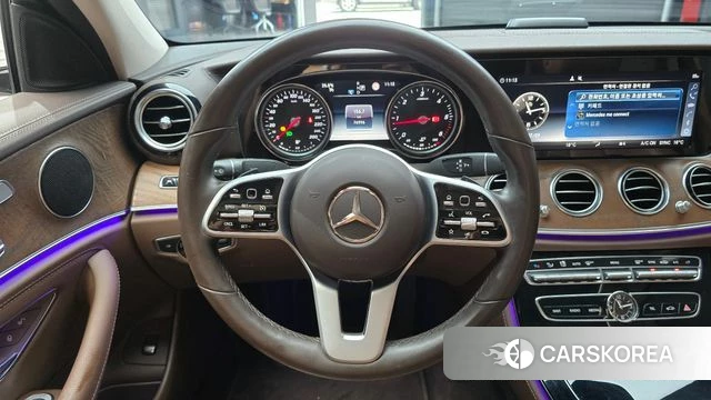 Mercedes-Benz E-Class W213 2019 Белый из Кореи, фото 4