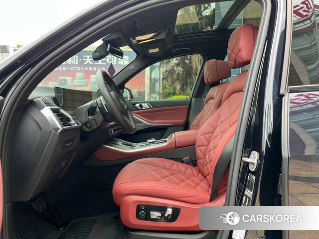 BMW X5 2024 Черный из Китая, фото 4