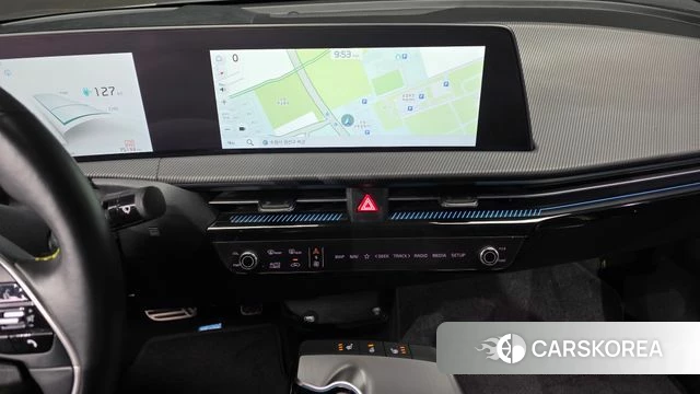 Kia EV6 2023 Серый из Кореи, фото 4
