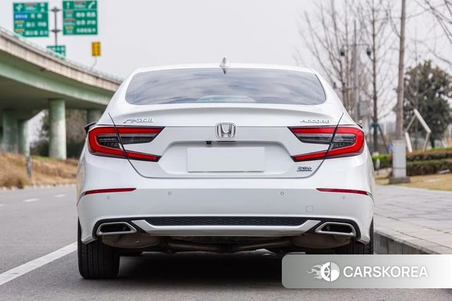 Honda Accord 2022 Белый из Китая, фото 4