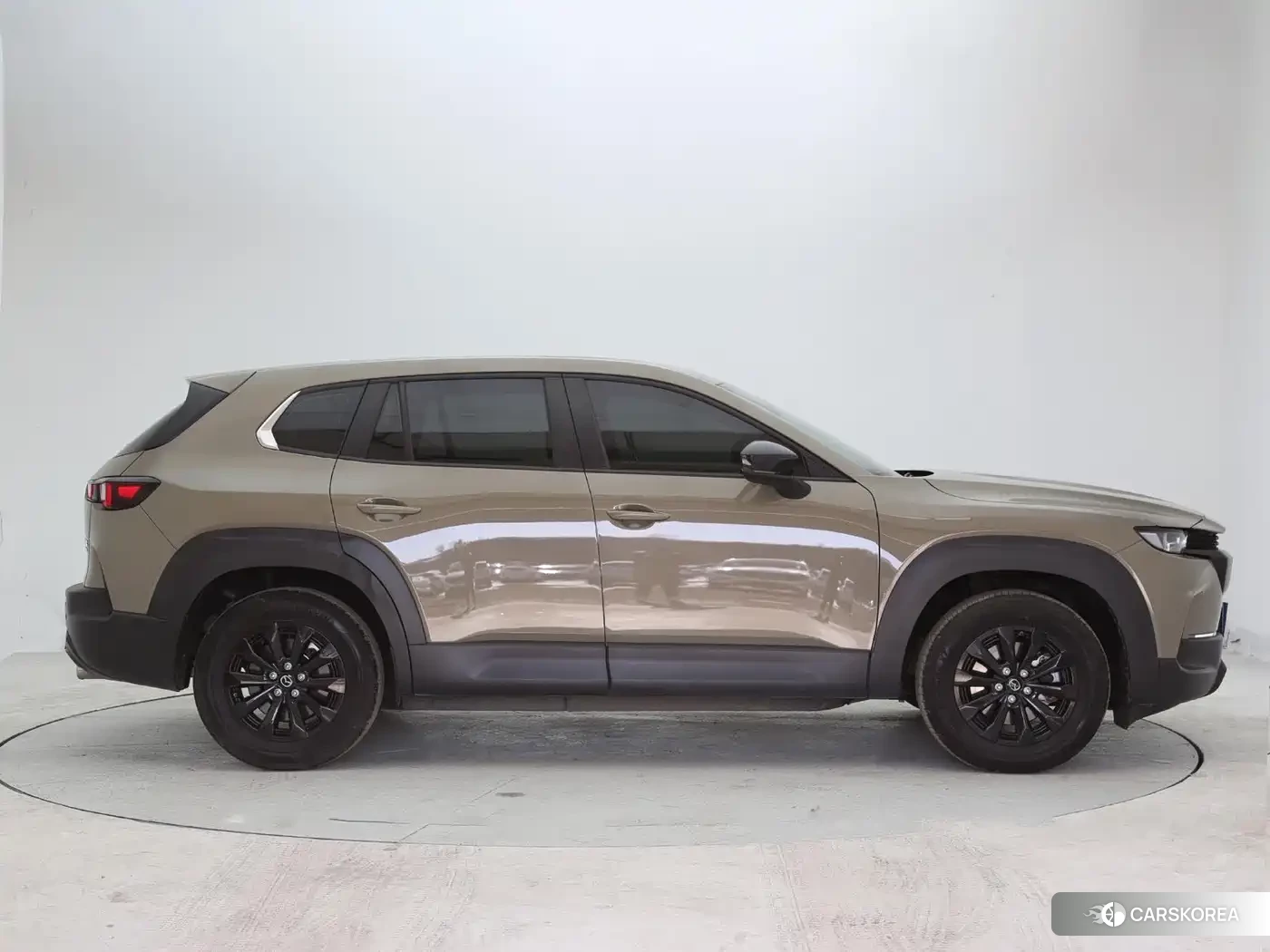 Mazda CX-50 2023 Champagne/brown из Китая, фото 4