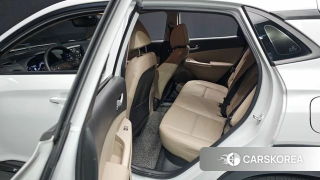 Hyundai Kona 2019 Белый из Кореи, фото 4