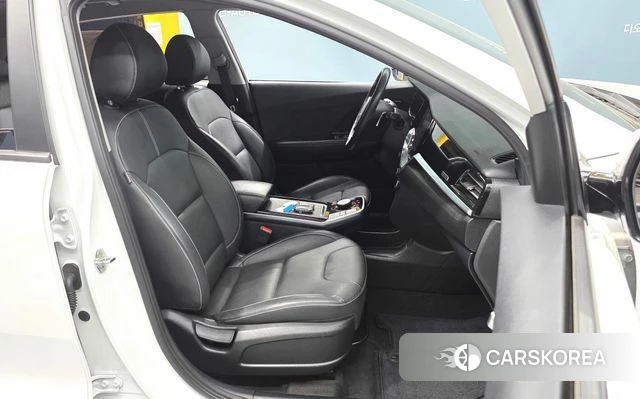 Kia Niro EV 2021 Белый из Кореи, фото 4