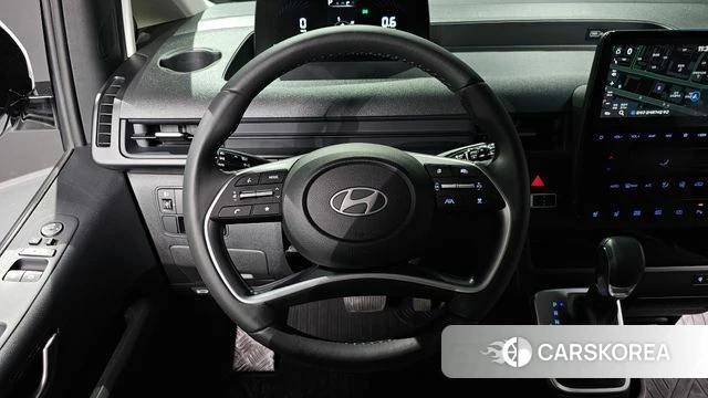 Hyundai Staria 2025 Белый из Кореи, фото 4