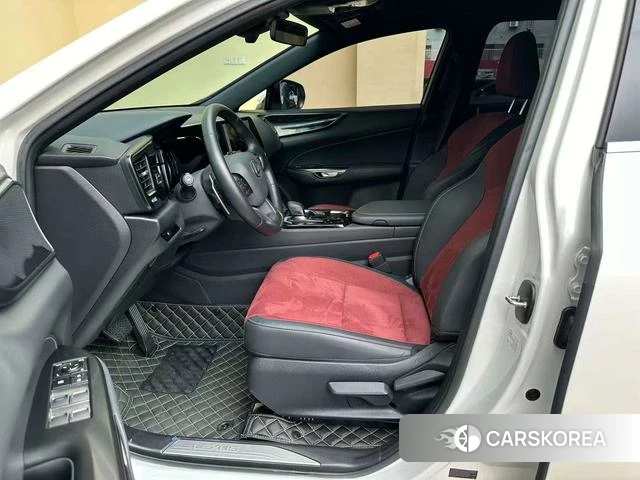 Lexus NX 2024 Белый из Китая, фото 4