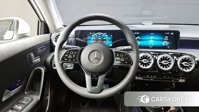 Mercedes-Benz A-Class W177 2020 Белый из Кореи, фото 4