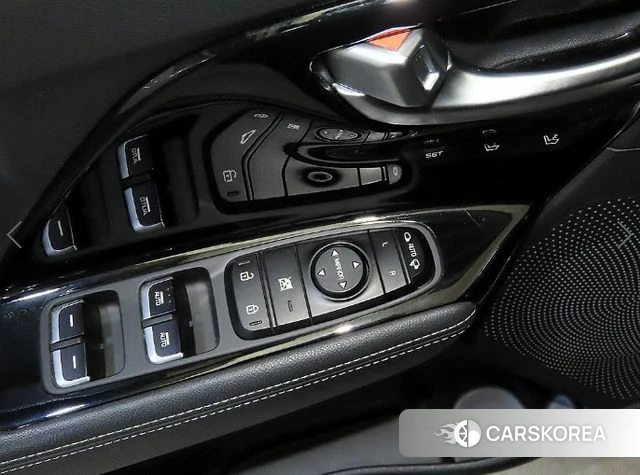 Kia Niro 2018 Белый из Кореи, фото 4