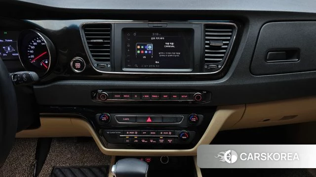 Kia The New Carnival 2018 Белый из Кореи, фото 4